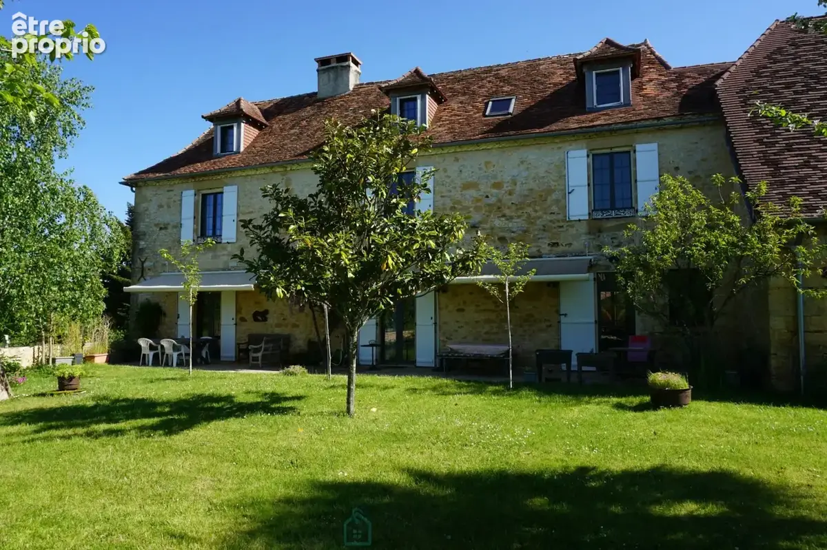 Superbe ensemble immobilier du XIXe siècle situé au coeur de la nature préservée du Périgord vert. - photo 29