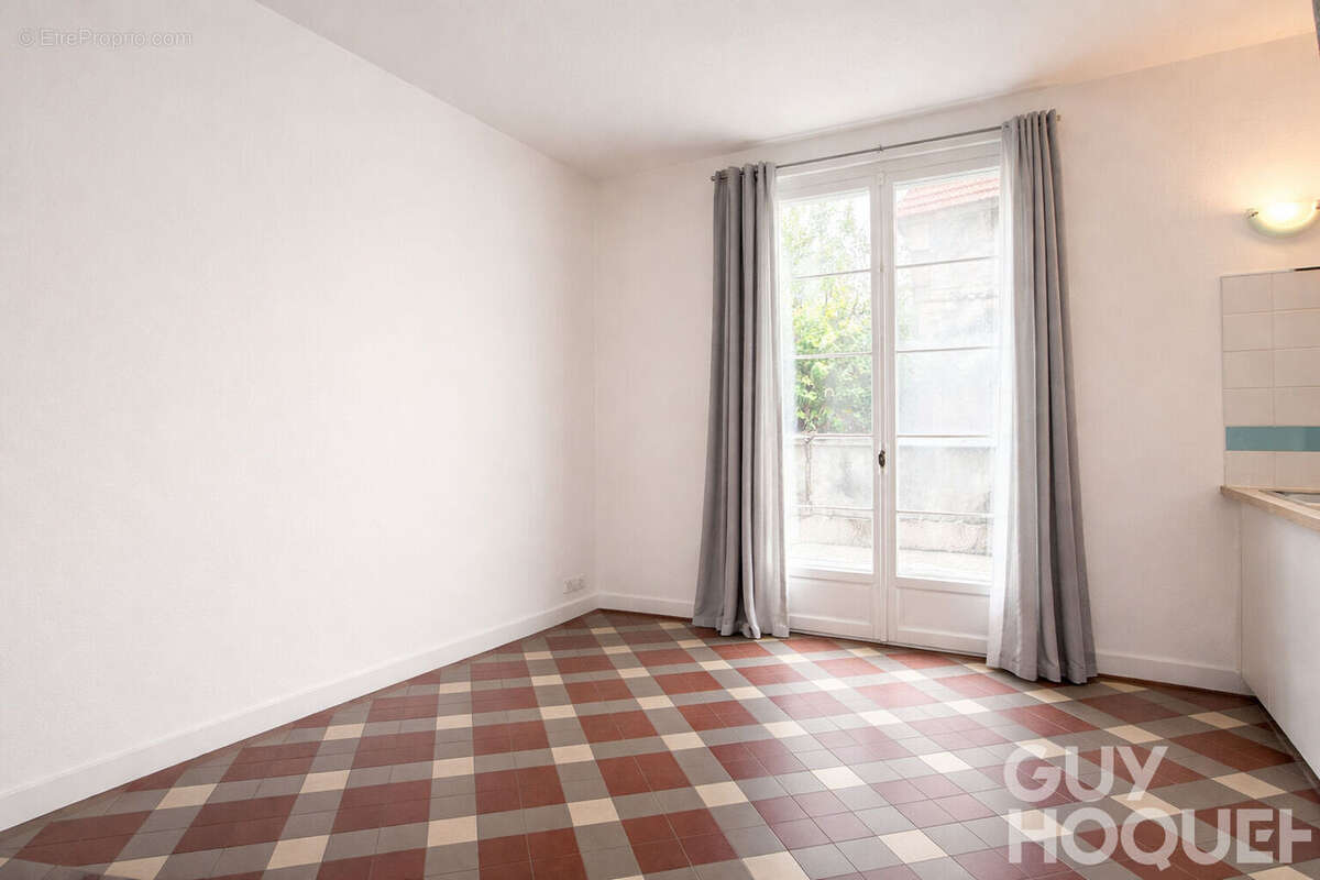 Appartement à VERSAILLES