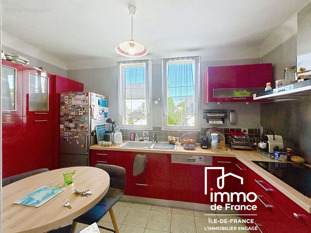 Maison à NEUILLY-PLAISANCE