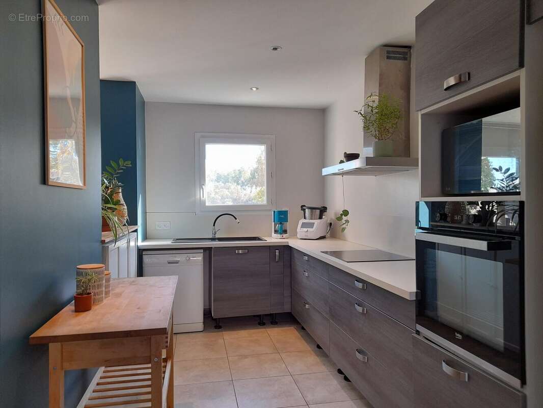 Cuisine - Maison à VILLENEUVE-LES-MAGUELONE