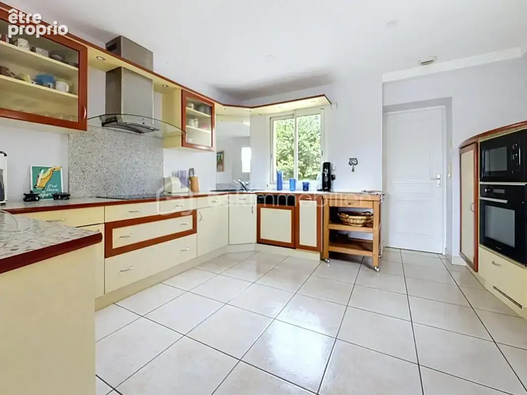 Maison contemporaine avec double garage et sous sol complet ! - photo 8