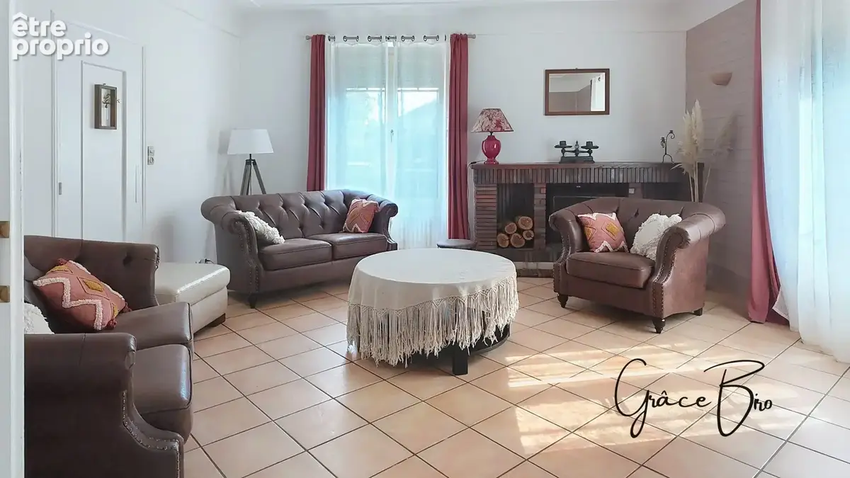 Maison à LEZAY