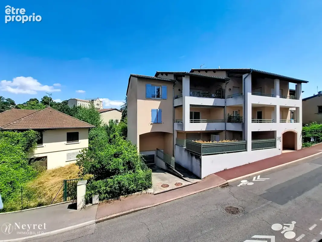 Appartement à VOURLES