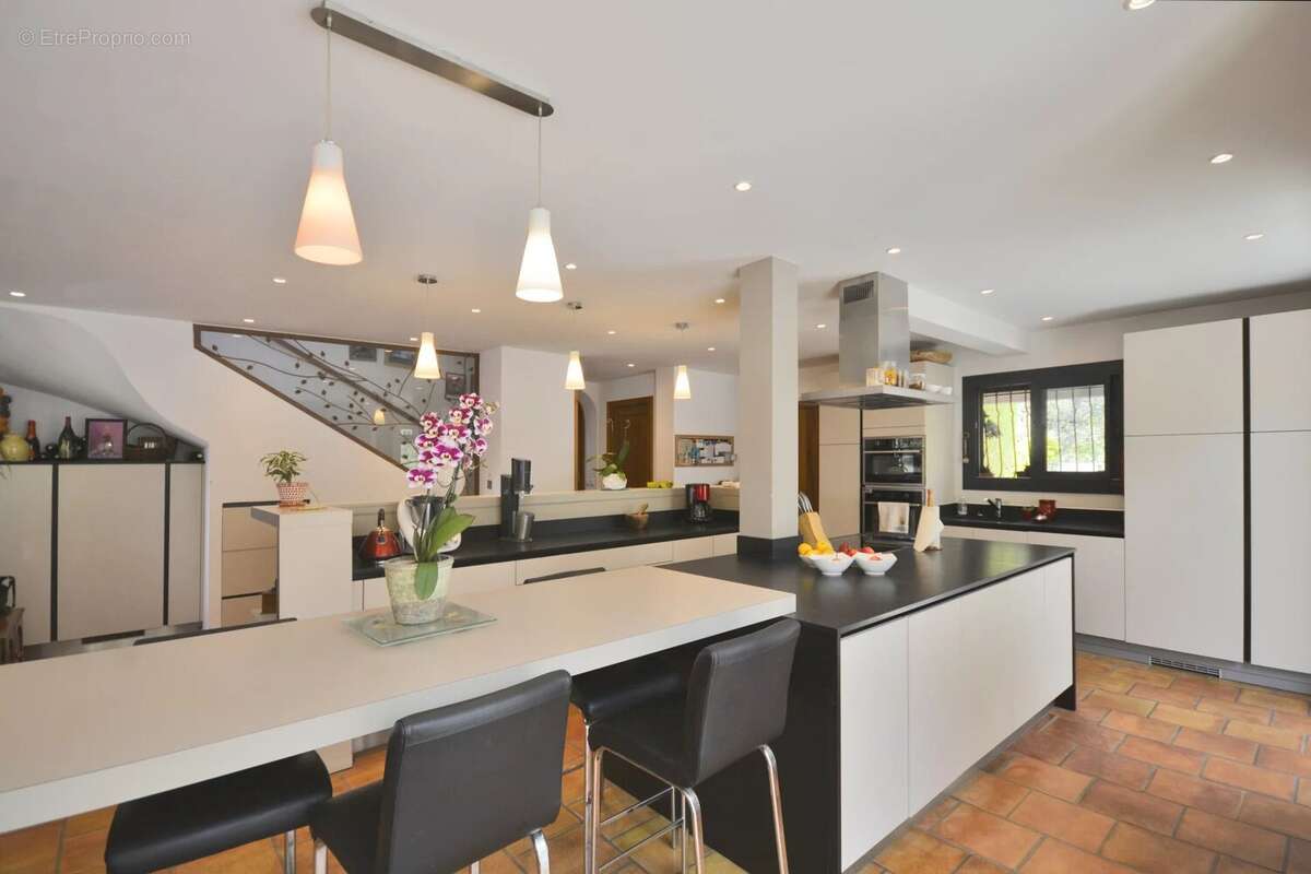 Maison à MOUANS-SARTOUX