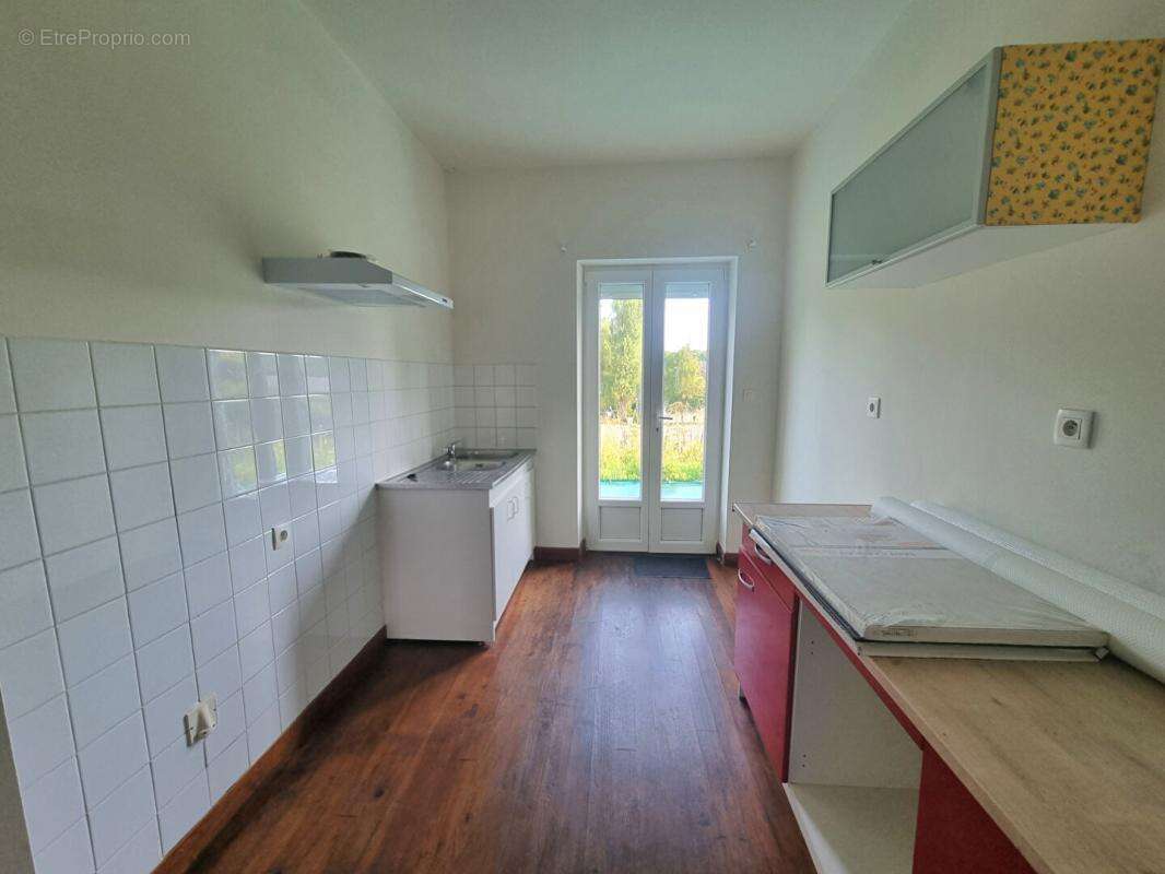 Maison  14 pièce(s) 311 m2 - photo 8