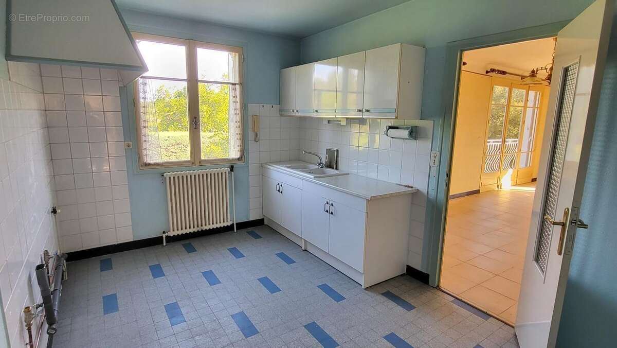 Maison à RUOMS
