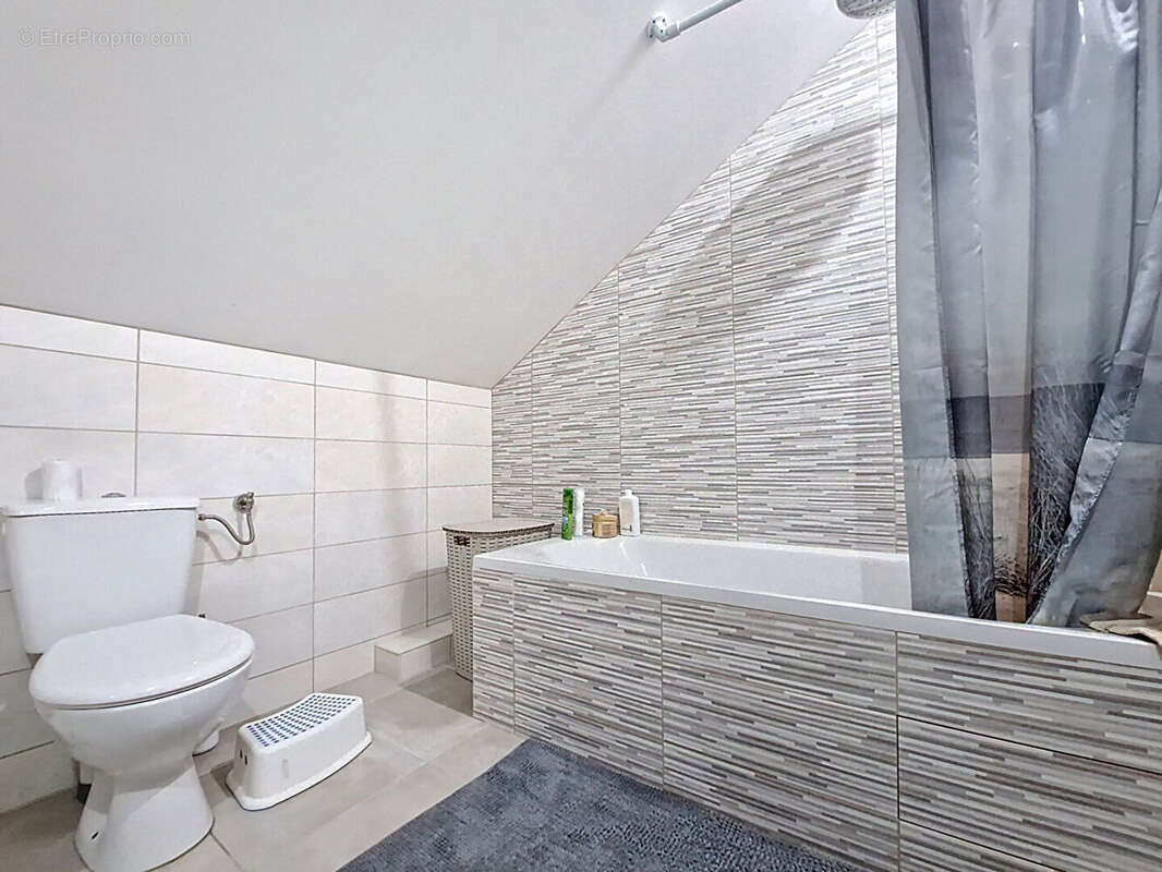 Maison à LES THILLIERS-EN-VEXIN