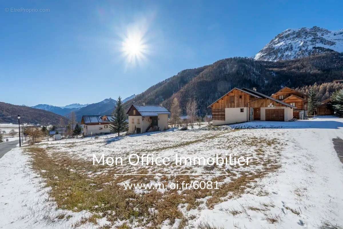 Référence : 6081-SCN. - Terrain de 800m2 à Arvieux (05350) - photo 3