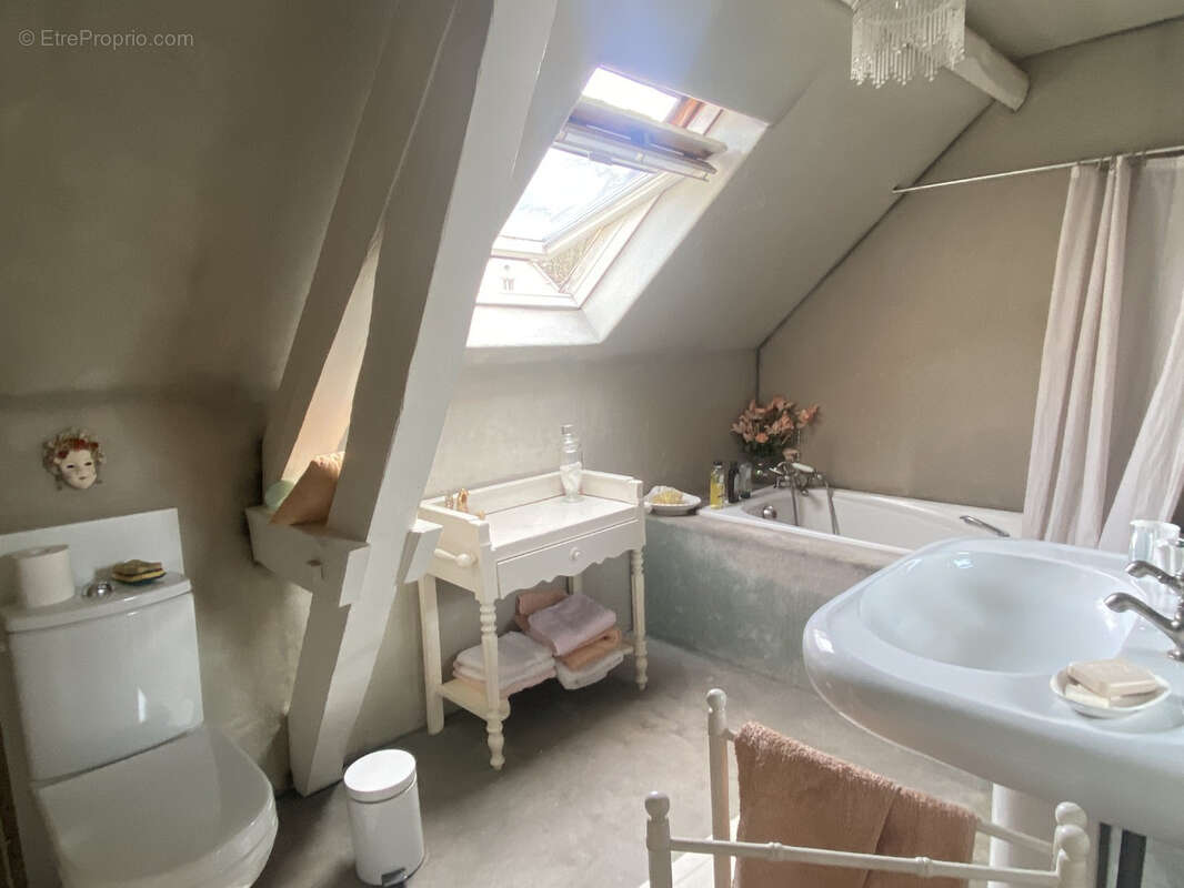 Autre à ARNAC-POMPADOUR