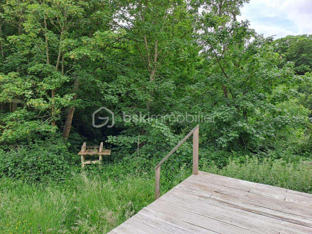 Maison à LE MESNIL-ESNARD