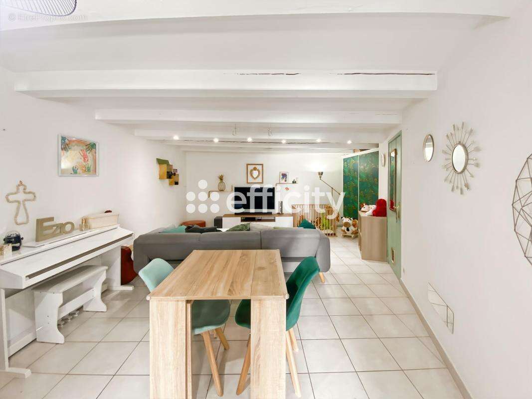 Appartement à MARSEILLE-13E