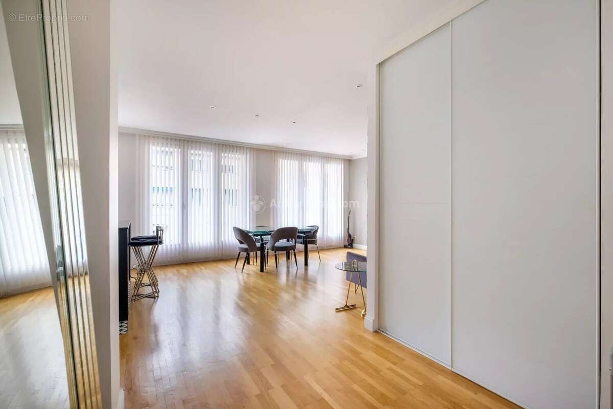 Appartement à LYON-6E