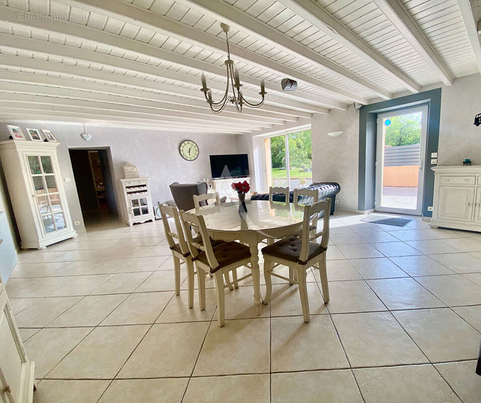 Maison à SAINT-PHILBERT-DE-GRAND-LIEU