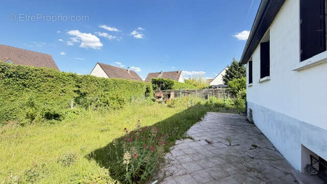 Maison à BREUIL-LE-VERT