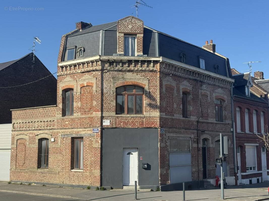 Appartement 120 m² à Cambrai  - photo 1