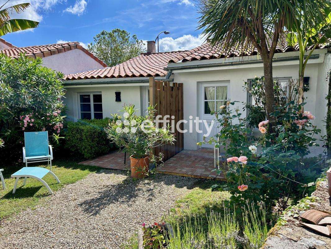 Maison à NIEULLE-SUR-SEUDRE