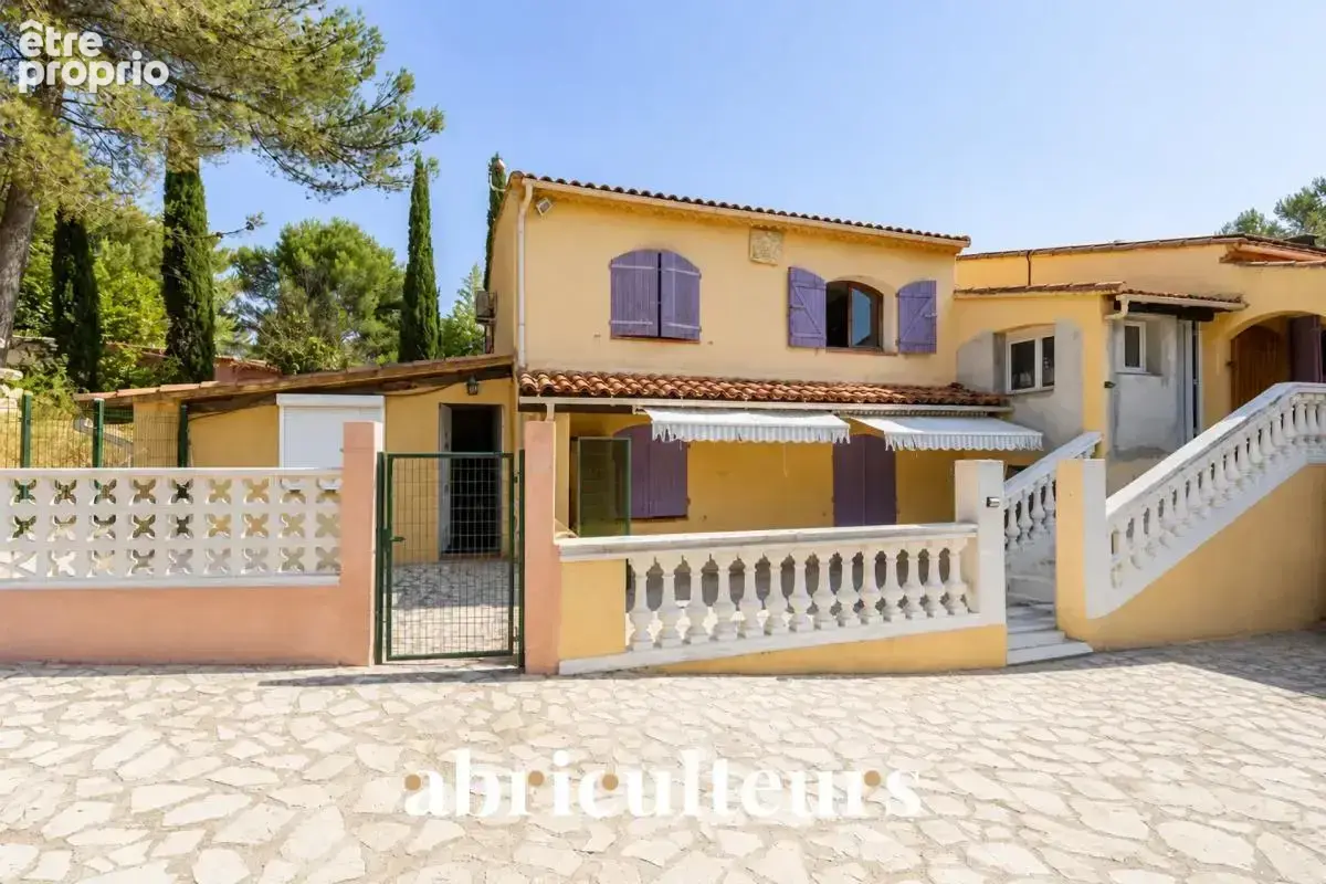 LES PENNES-MIRABEAU – Villa 230 m², piscine + 3 appartements loués - photo 2
