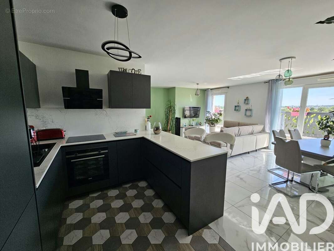 Photo 8 - Appartement à LES PAVILLONS-SOUS-BOIS