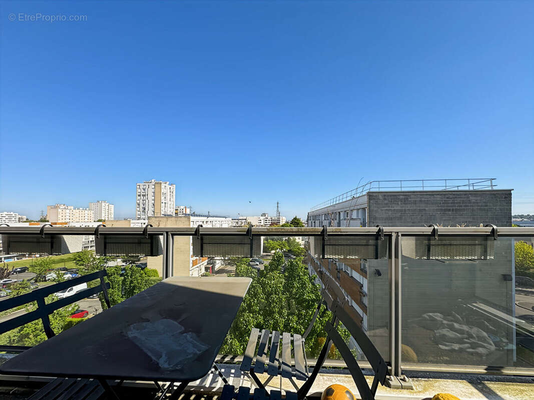 Appartement à ROSNY-SOUS-BOIS