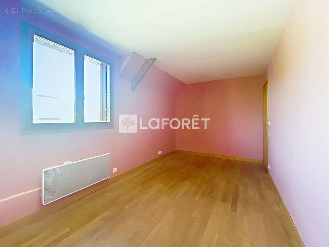 Maison à ORMESSON-SUR-MARNE