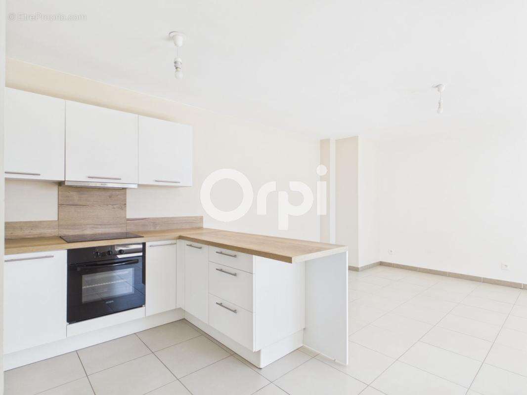 Appartement à MANDELIEU-LA-NAPOULE