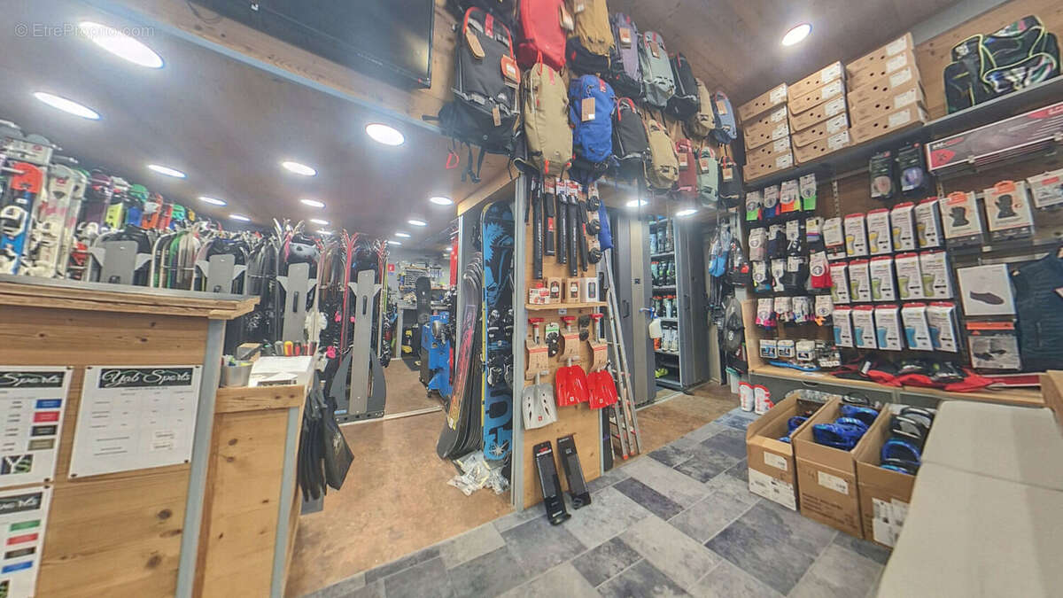 Commerce à TIGNES
