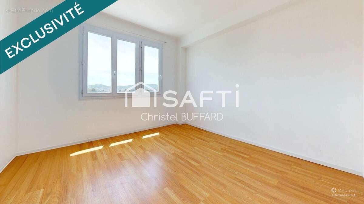 Appartement 64 m² à Marseille-4e  - photo 4