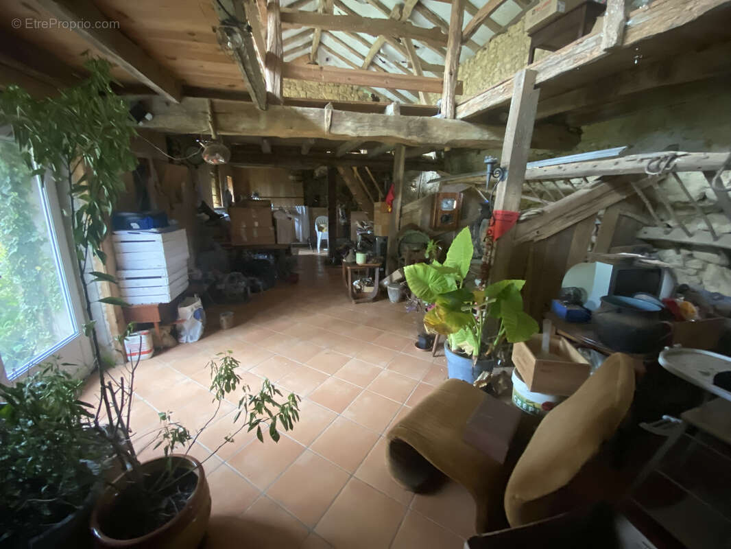Maison à SEISSAN