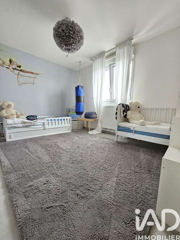 Maison 120 m² à Ugny  - photo 9