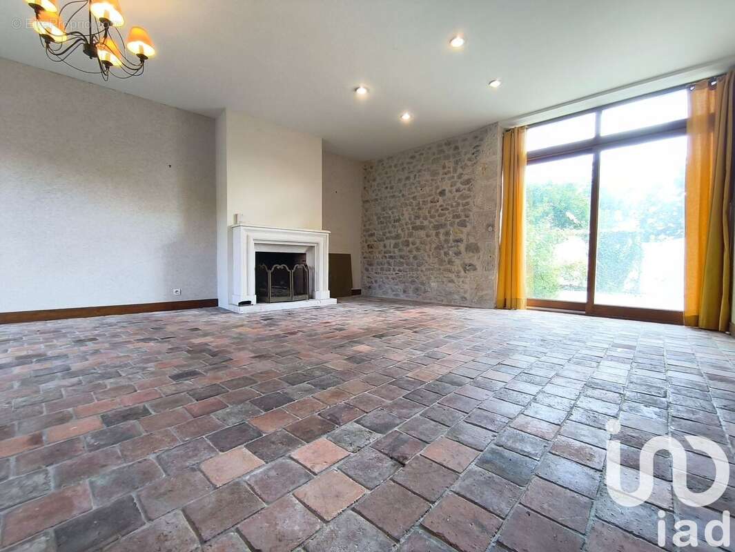 Maison 170 m² à Orgeres-En-Beauce  - photo 7
