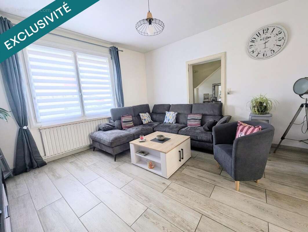 Photo 2 - Maison à LA FLECHE