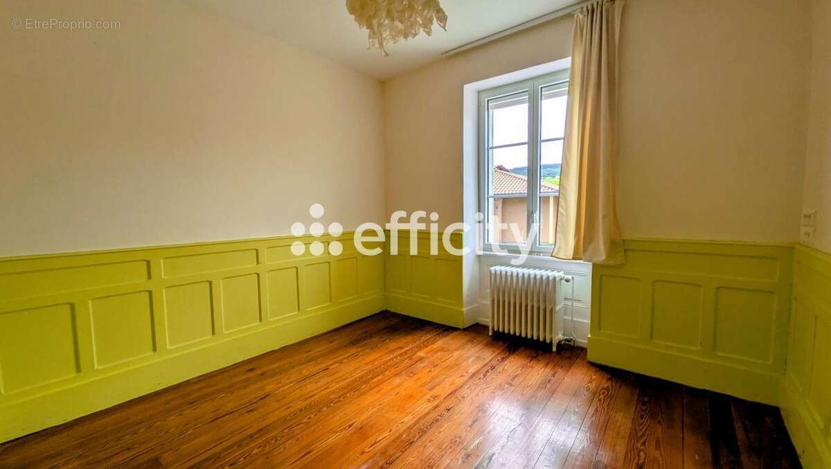 Maison à PIERRECLOS
