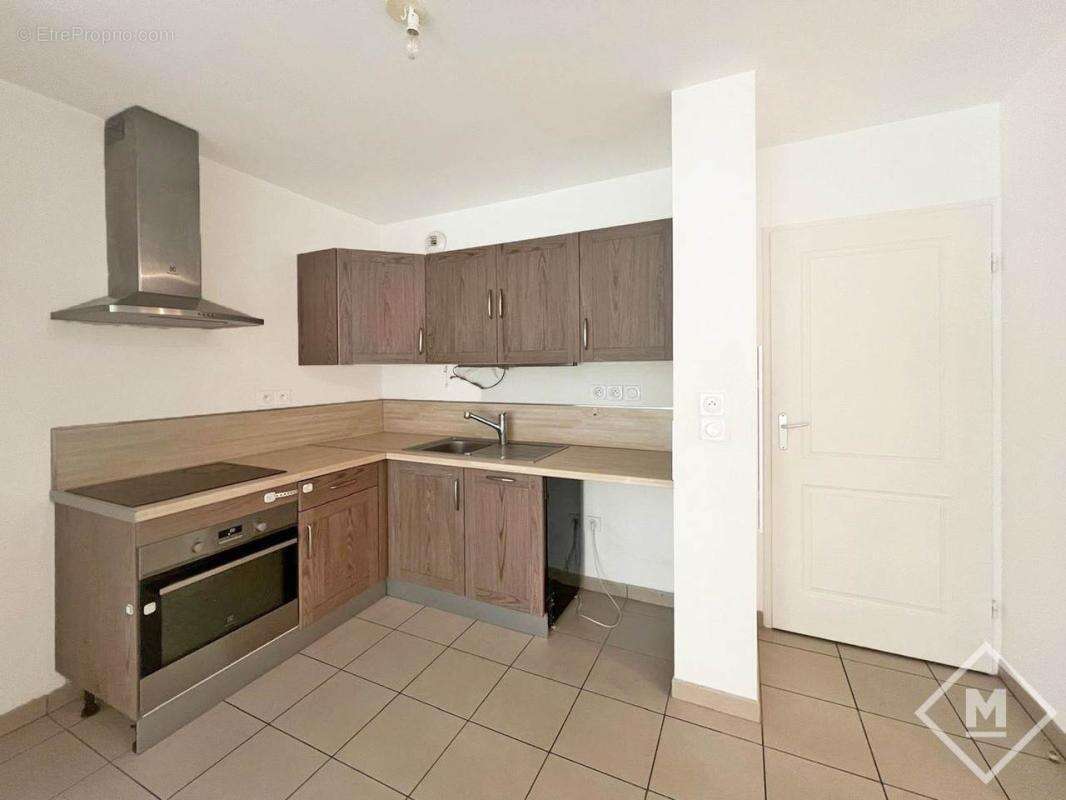 Appartement à MARSEILLE-12E
