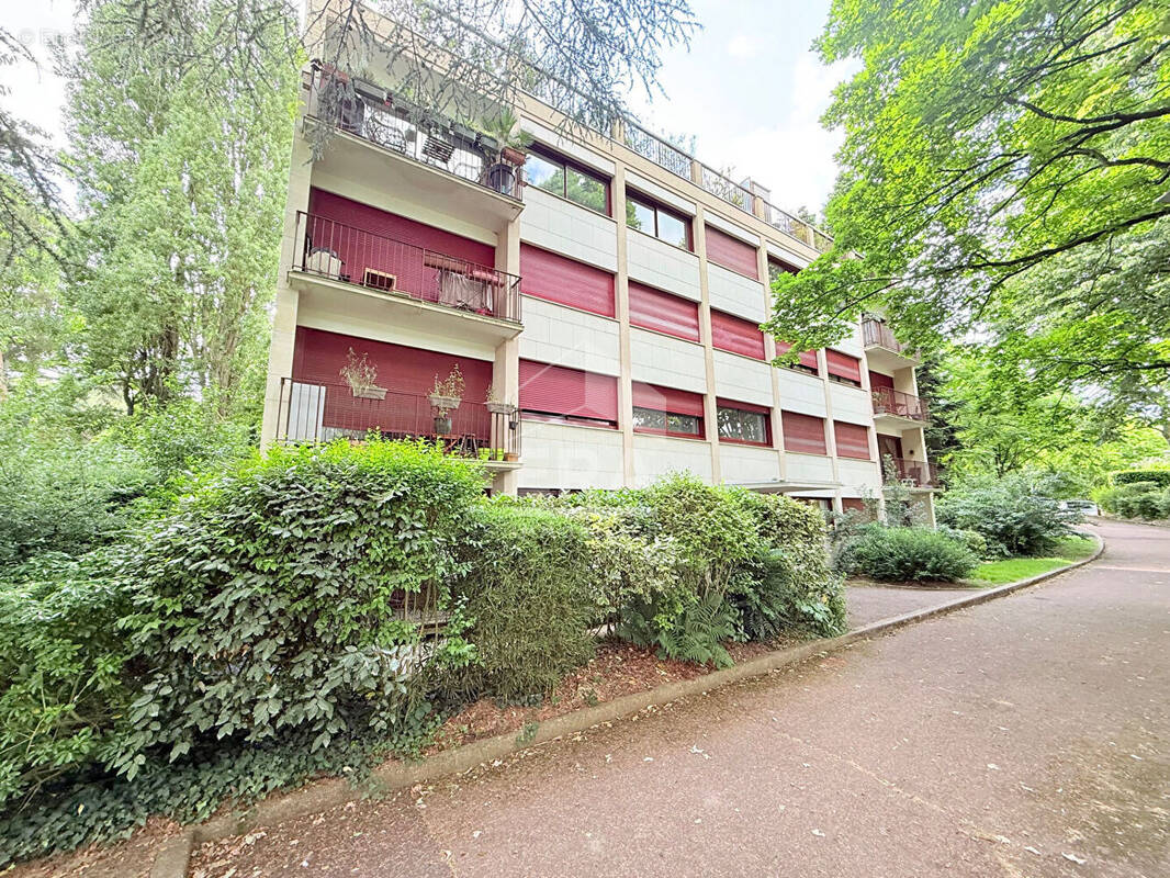 Appartement à GIF-SUR-YVETTE