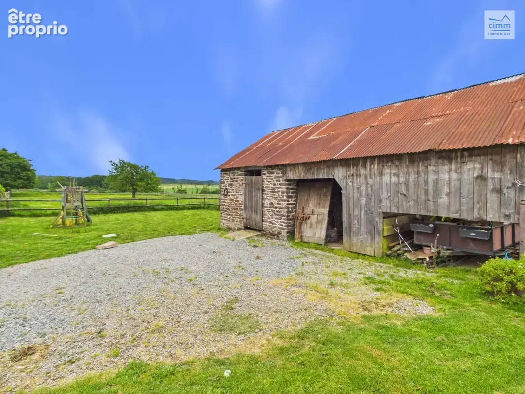 Longère en pierre de 176 m² sur un terrain de 4060 m². - photo 15
