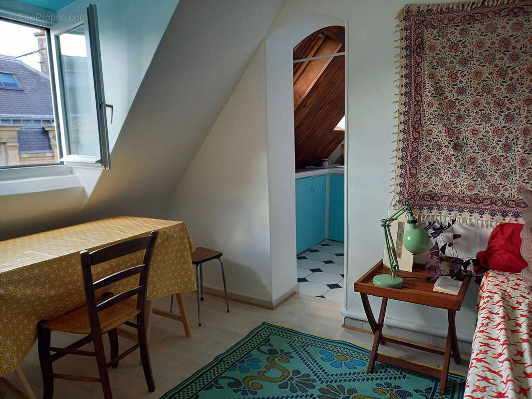 Appartement à PARIS-9E