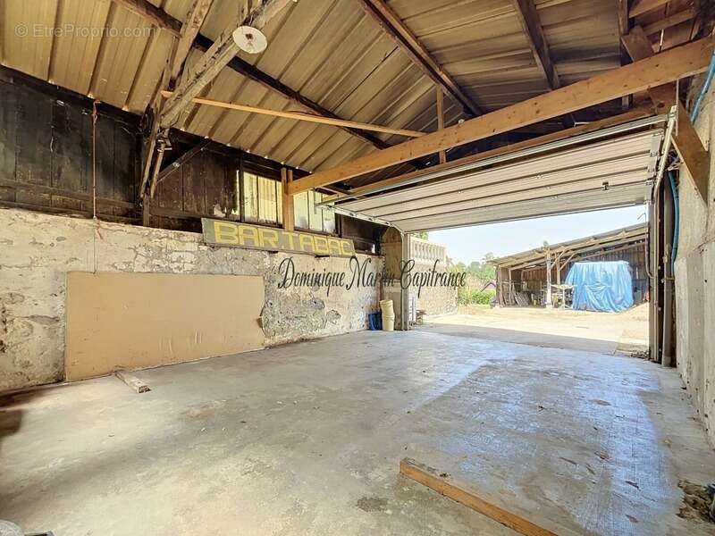 BEAUMONT SUR DEME (72)-EXCLUSIVITÉ – Maison de caractère 181 m² – Atelier 78 m² – 5 chambres - photo 12