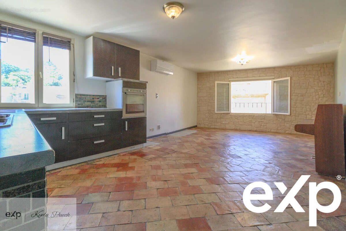 Appartement à ROGNES