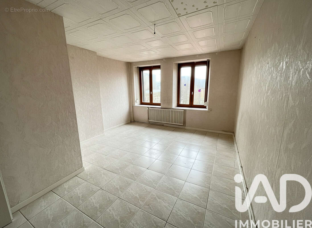 Photo 8 - Appartement à CHARLEVILLE-MEZIERES
