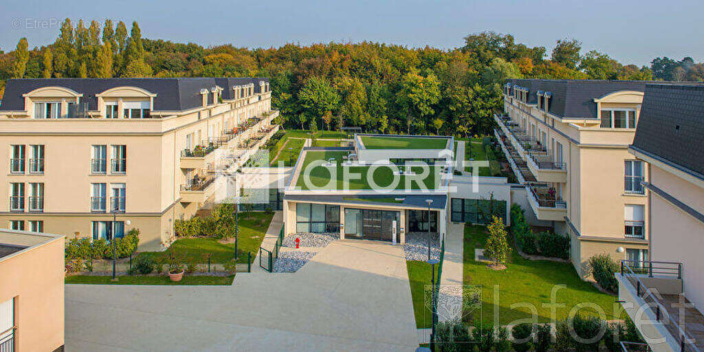 Appartement à EMERAINVILLE