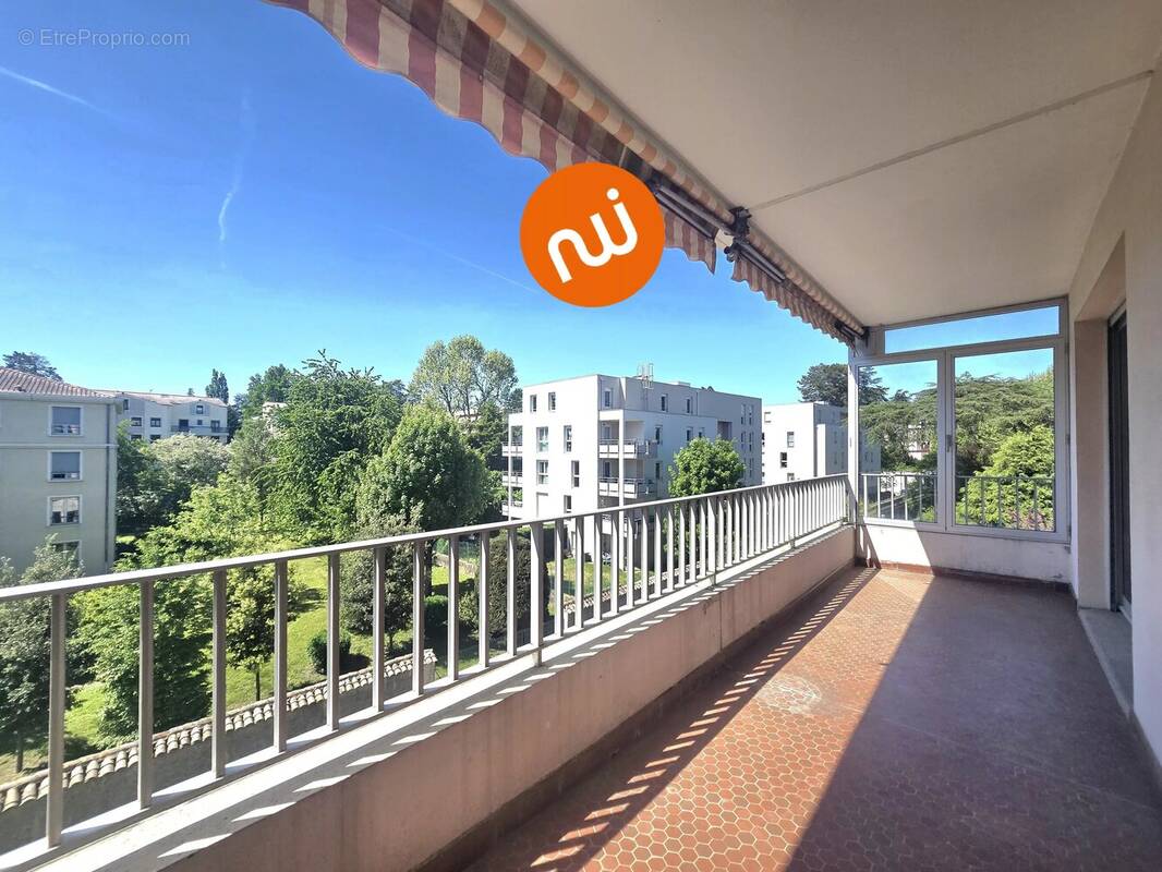 Appartement à TASSIN-LA-DEMI-LUNE