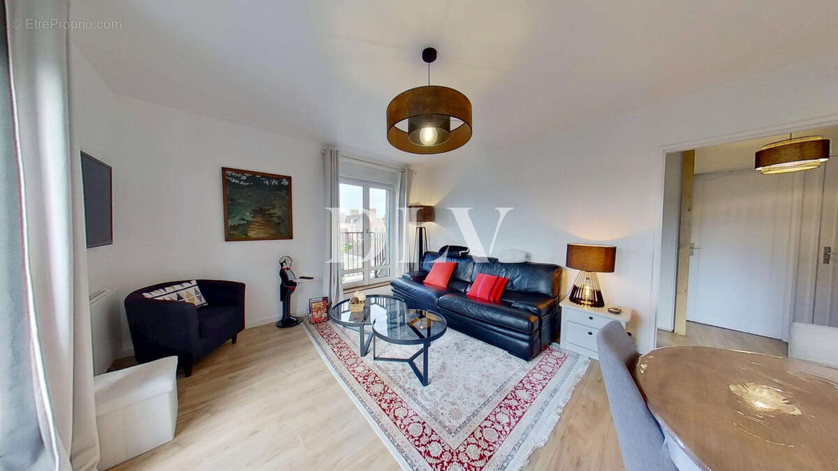 Appartement à FONTAINEBLEAU