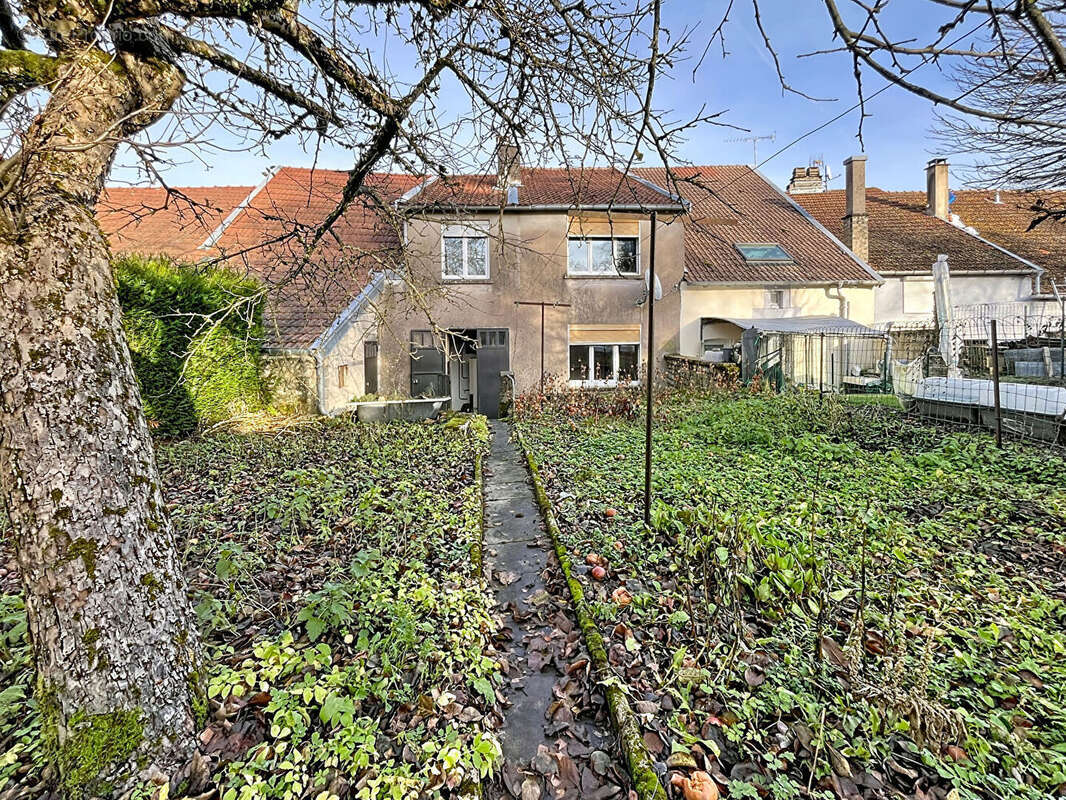 Maison à GRAND