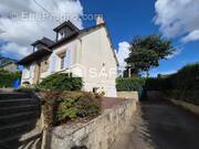Photo 1 - Maison à LANDIVISIAU