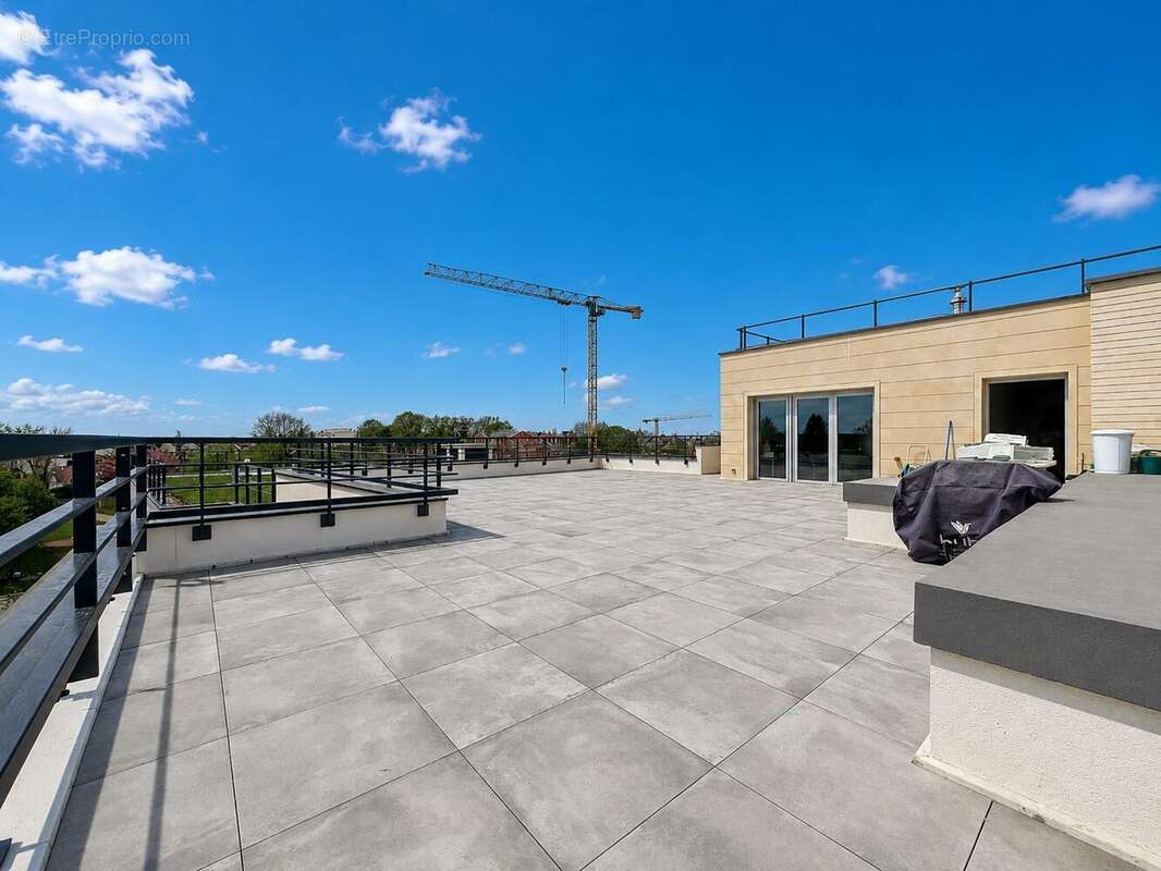 Appartement à CHENNEVIERES-SUR-MARNE