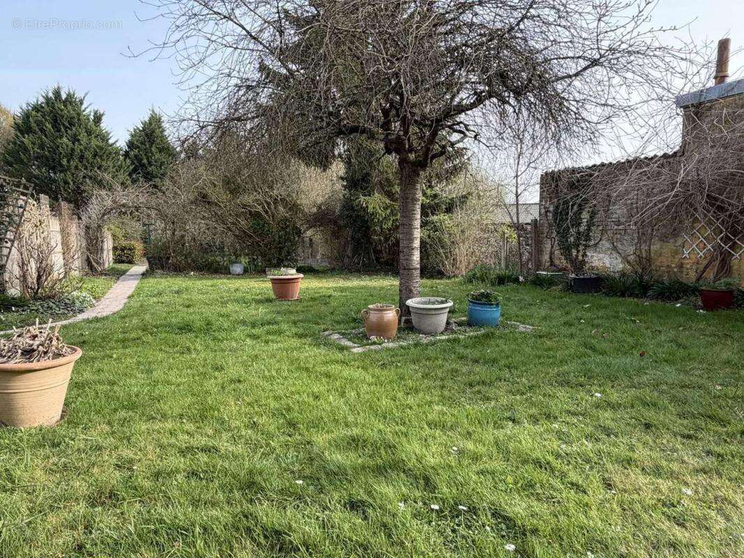 Maison à LA FERTE-BERNARD