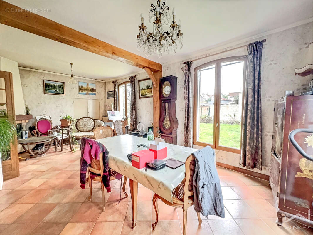 Maison à CHAMPIGNY-SUR-MARNE