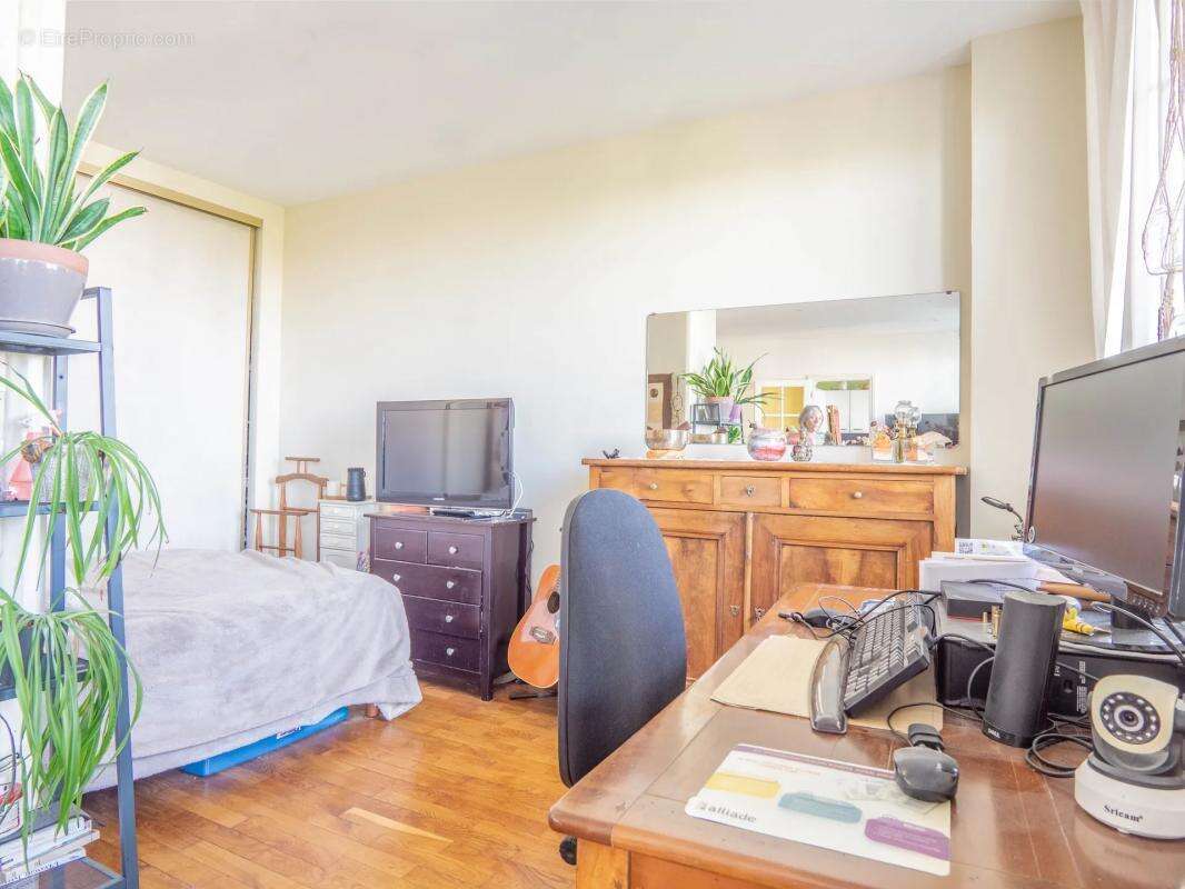Appartement à LYON-8E