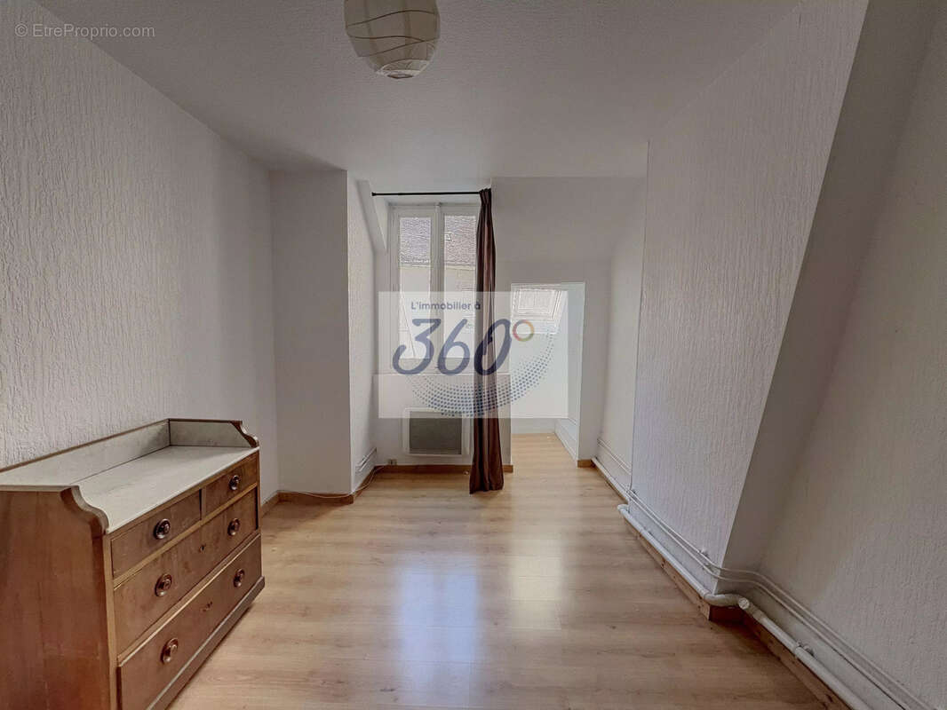 Appartement à LONS-LE-SAUNIER