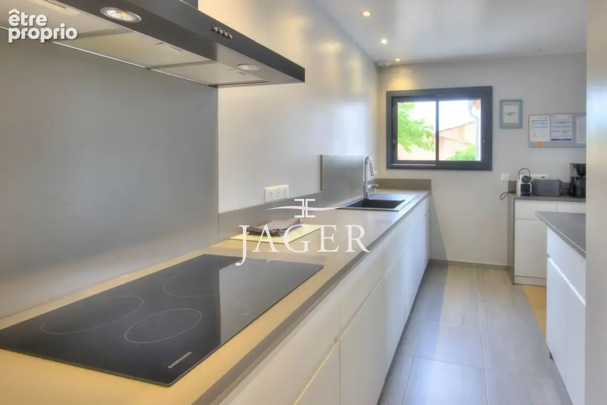 Maison 150 m² à Grimaud  - photo 9